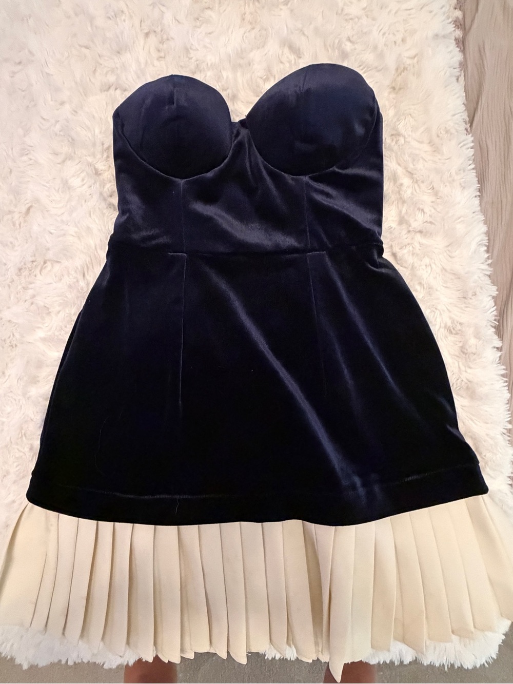 Chloe Dao Boutique Navy Blue & Cream Pleated Mini Dress